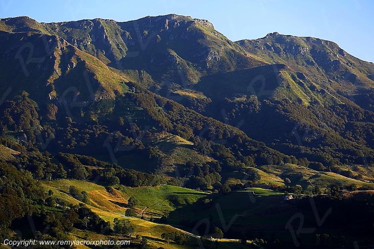 Vall�e de la Jordanne Cantal Auvergne Rh�ne-Alpes France www.remylacroixphoto.com