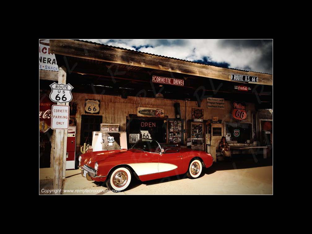 Hackberry Trading Post Chevrolet Corvette 56 Route 66 Arizona USA