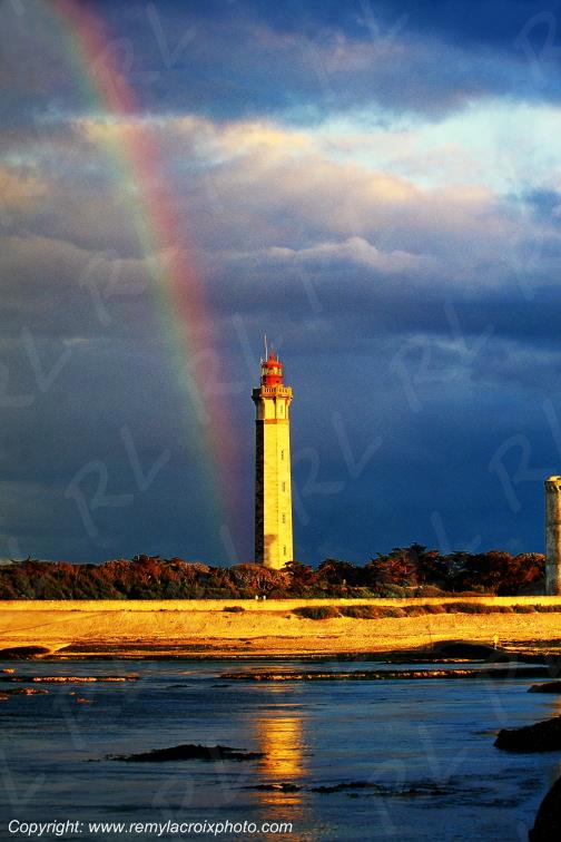 Phare des Baleines �le de R� Charente-Maritime France www.remylacroixphoto.com
