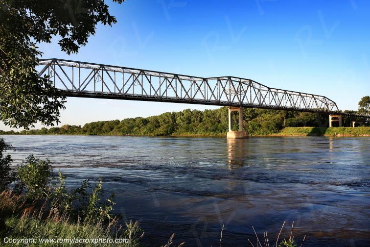 Missouri River Big Muddy Decatur Bridge Nebraska USA www.remylacroixphoto.com