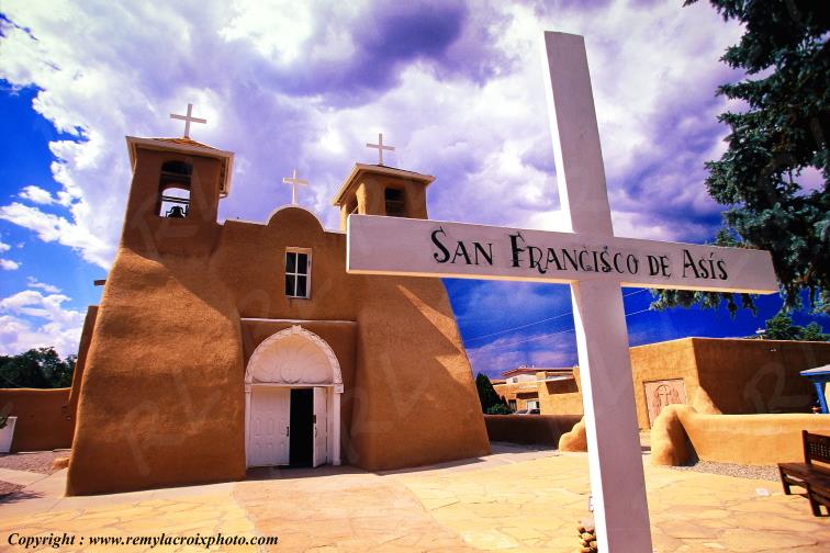 San Francisco de Asis church Taos New Mexico USA www.remylacroixphoto.com