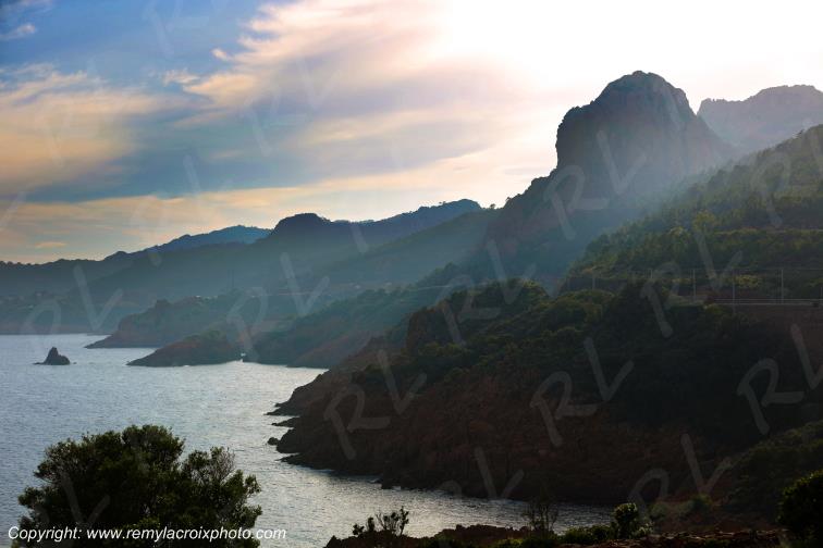 Massif de l'Esterel C�te d'Azur Pointe du Cap Roux Var France