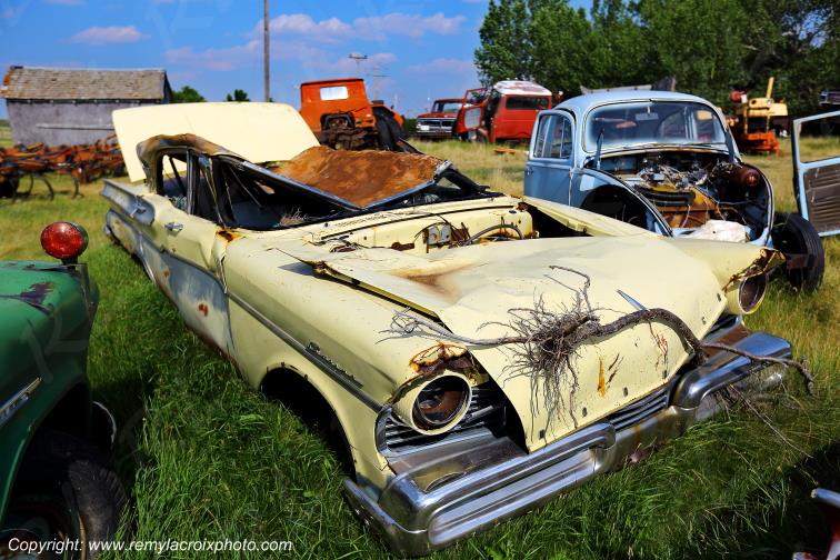 Mercury Monarch 1957 wreck Saskatchewan Canada www.remylacroixphoto.com #wreck #mercury #monarch57