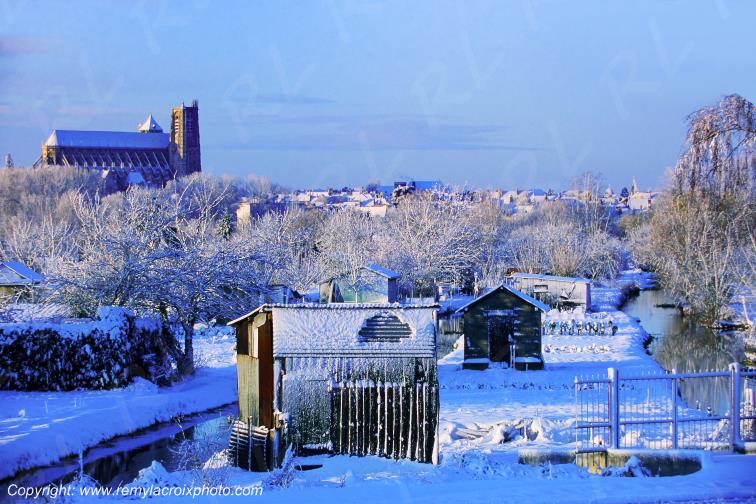 Cath�drale St Etienne marais de Bourges Cher Berry France