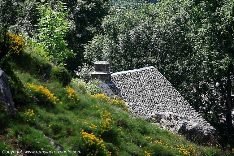 Vall�e glaci�re de la Fontaine Sal�e Puy de D�me Auvergne Rh�ne-Alpes France www.remylacroixphoto.com