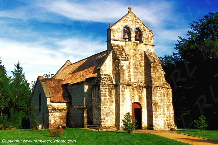 Lestards �glise massif des Mon�di�res Corr�ze Limousin France