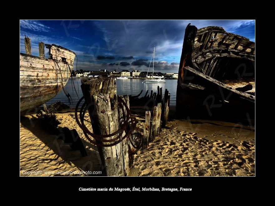 Cimeti�re marin du Magou�r rivi�re d'Etel Morbihan France