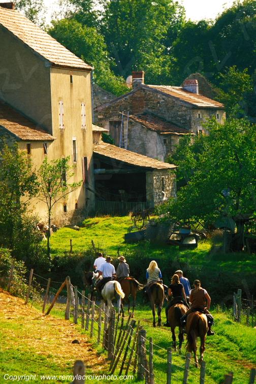 Vall�e de la Sioule Randonn�e �questre Allier Auvergne France