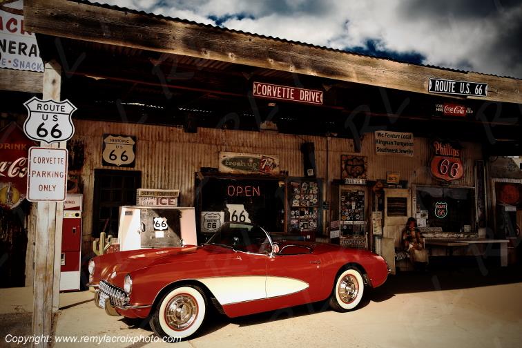 Chevrolet Corvette 1956 Hackberry Trading Post Route 66 Arizona USA www.remylacroixphoto.com