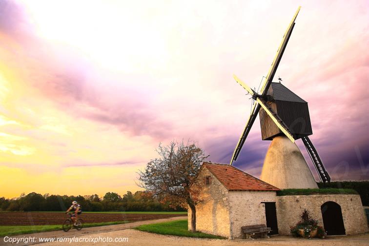 Nouan sur Loire Moulin Cavier Loir et Cher Centre Val de Loire France www.remylacroixphoto.com