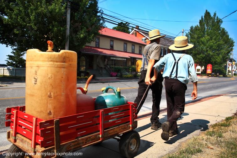 Intercourse Amish Lancaster Dutch County Pennsylvania Pennsylvanie USA www.remylacroixphoto.com