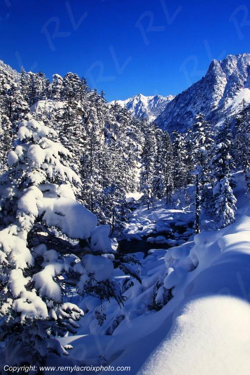 Parc national des Pyr�n�es Pont d'Espagne Hautes-Pyr�n�es France www.remylacroixphoto.com