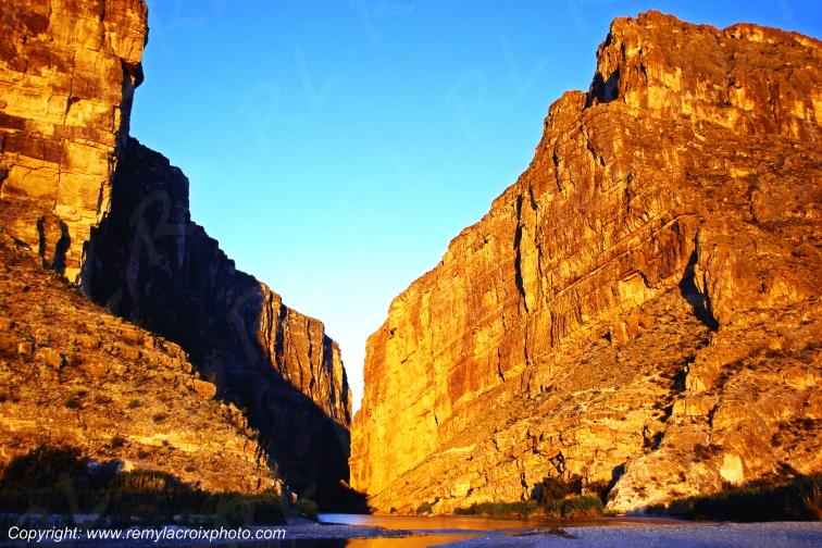 Santa Elena Canyon Rio Grande Big Bend National Park Texas USA www.remylacroixphoto.com