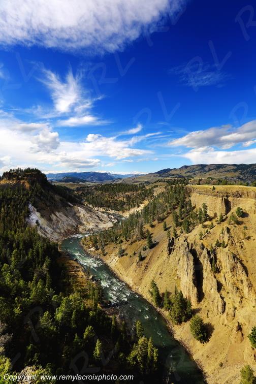 Vue vers Tower-Roosevelt Yellowstone National Park Wyoming USA www.remylacroixphoto.com