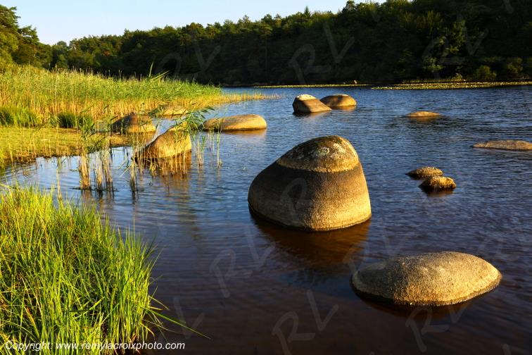 Sidobre Lac du Merle Tarn Occitanie Midi Pyr�n�es France www.remylacroixphoto.com