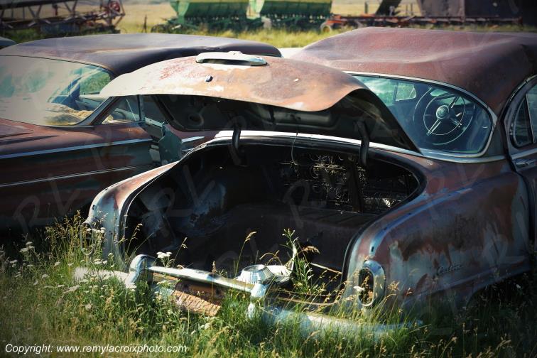 Ford Custom Pontiac Strato Chief 1960 wrecks Saskatchewan Canada www.remylacroixphoto.com #wreck #pontiac #ford #custom