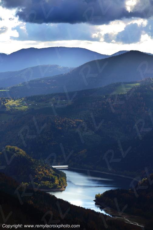 Lac de Kruth-Wildenstein route des cr�tes Haut-Rhin Alsace France www.remylacroixphoto.com