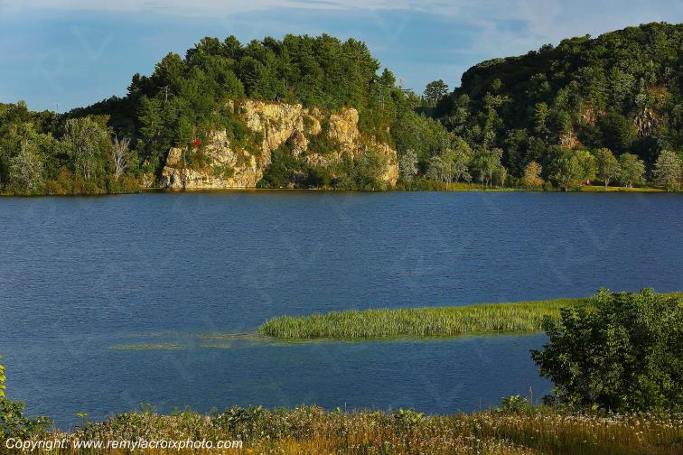 Outaouais River Campbell's Bay Qu�bec Canada www.remylacroixphoto.com