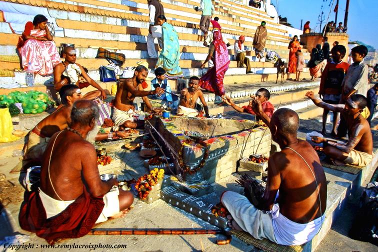 Gange Varanasi B�nar�s Uttar Pradesh India Inde www.remylacroixphoto.com