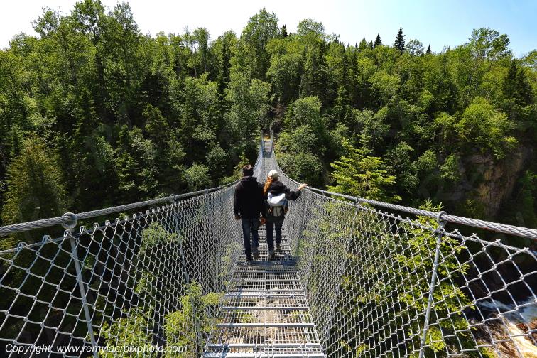 White river Pont suspendu Pukaskwa National Park Ontario Canada www.remylacroixphoto.com