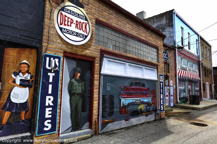 Pontiac Route 66 Illinois USA www.remylacroixphoto.com