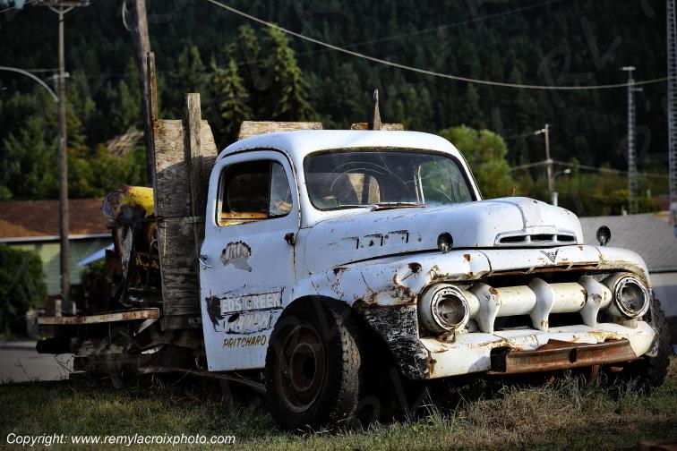 Pickup Truck Ford wreck British Columbia Canada www.remylacroixphoto.com #ford #pickuptruck #canada