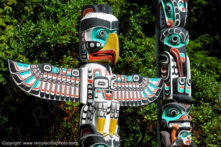 Totem Pole Stanley Park Vancouver British Columbia Canada Natives Indians www.remylacroixphoto.com