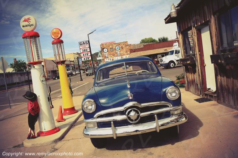 Williams Route 66 Ford Custom Deluxe 1950 Arizona USA www.remylacroixphoto.com