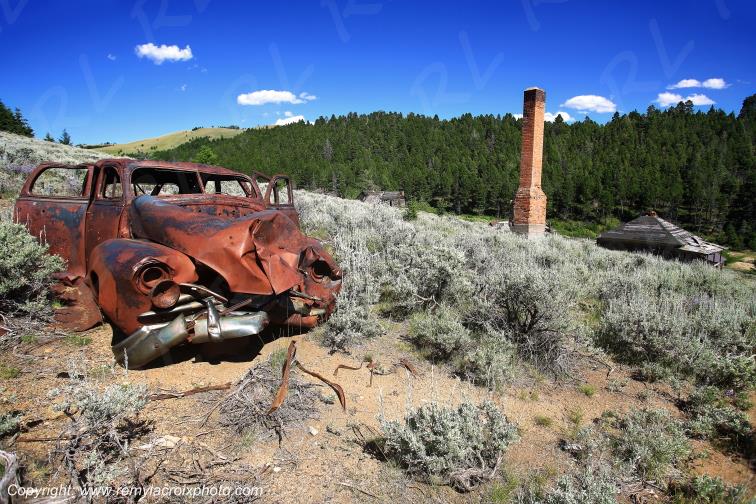 Comet Ghost Town Ville fant�me Comet American classic car wreck Montana USA www.remylacroixphoto.com #wreck #montana #comet #ghosttown