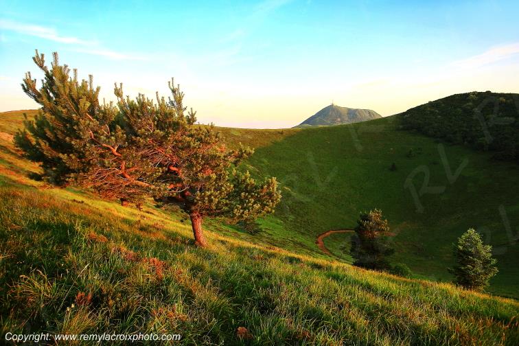 Puy de Pariou Puy de D�me Auvergne Rh�ne-Alpes France www.remylacroixphoto.com