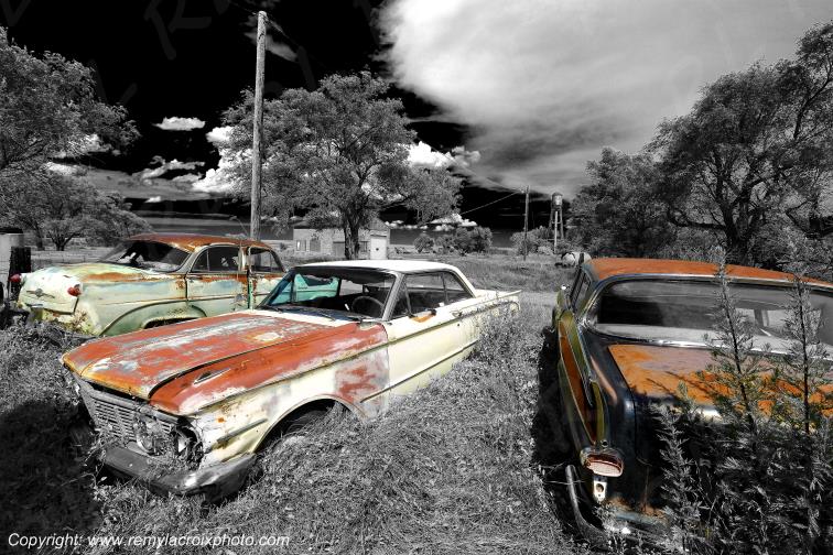 Wrecks of old cars South-Dakota USA www.remylacroixphoto.com