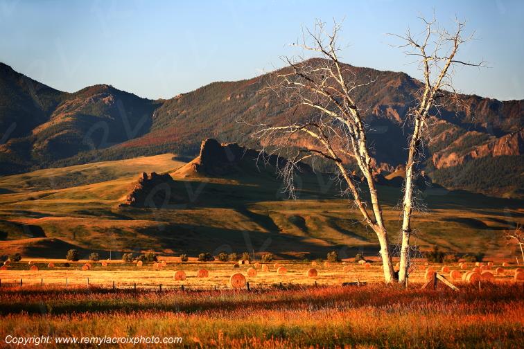 Cascade Rocky Mountains Montana USA www.remylacroixphoto.com #cascade #rockymountains #montana