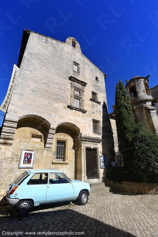 Les Baux de Provence Renault 5 Bouches du Rh�ne Provence Alpes C�te d'Azur France www.remylacroixphoto.com