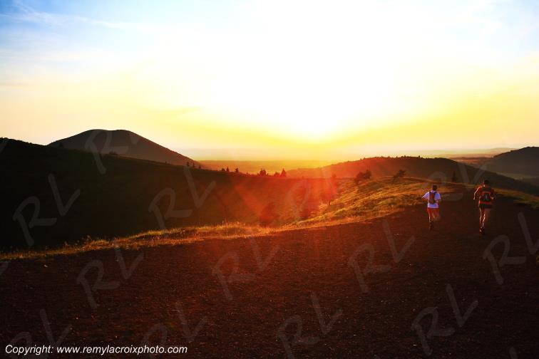 Puy de Pariou volcans randonn�e Puy de D�me Auvergne Rh�ne-Alpes France www.remylacroixphoto.com