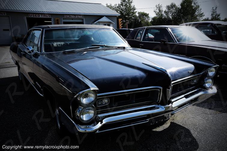 Pontiac Grand Prix 1965 Sturgeon Falls Ontario Canada