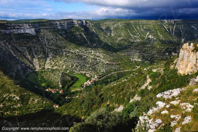 Cirque de Navacelles rive Nord Blandas Gard Occitanie Languedoc Roussillon France www.remylacroixphoto.com