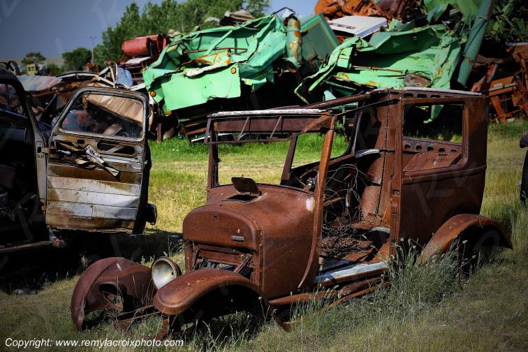 Epave am�ricaine old american wreck Saskatchewan Canada www.remylacroixphoto.com