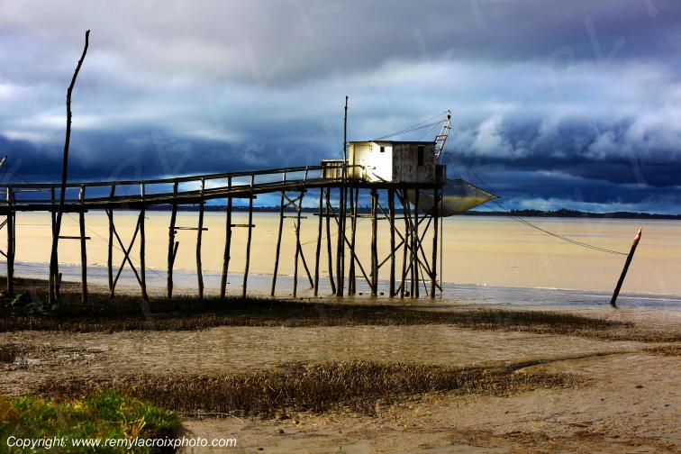 Port Conac Estuaire de la Gironde Carrelets Charente-Maritime France www.remylacroixphoto.com