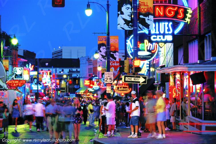 Beale Street Elvis Presley blues rock'n'roll Memphis Tennessee USA www.remylacroixphoto.com