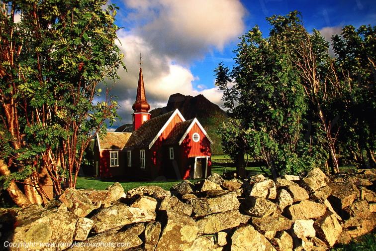 Flakstad Lofoten Flakstadoy Island Norv�ge Norway www.remylacroixphoto.com