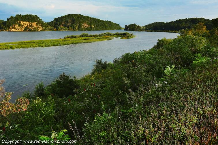 Outaouais River Campbell's Bay Qu�bec Canada www.remylacroixphoto.com