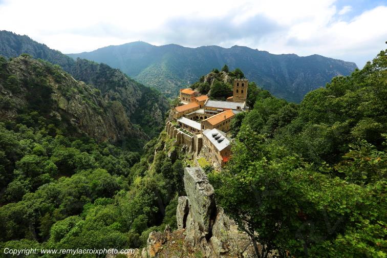 Abbaye Saint Martin Canigou Pyr�n�es Orientales Occitanie Languedoc Roussillon France www.remylacroixphoto.com