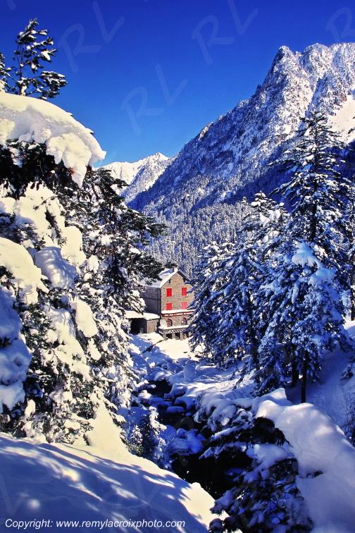Parc national des Pyr�n�es Pont d'Espagne Hautes-Pyr�n�es France www.remylacroixphoto.com