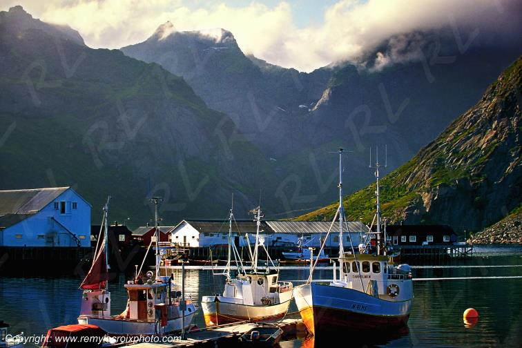 Hamn�y Moskenesoy Island Lofoten Norv�ge Norway www.remylacroixphoto.com