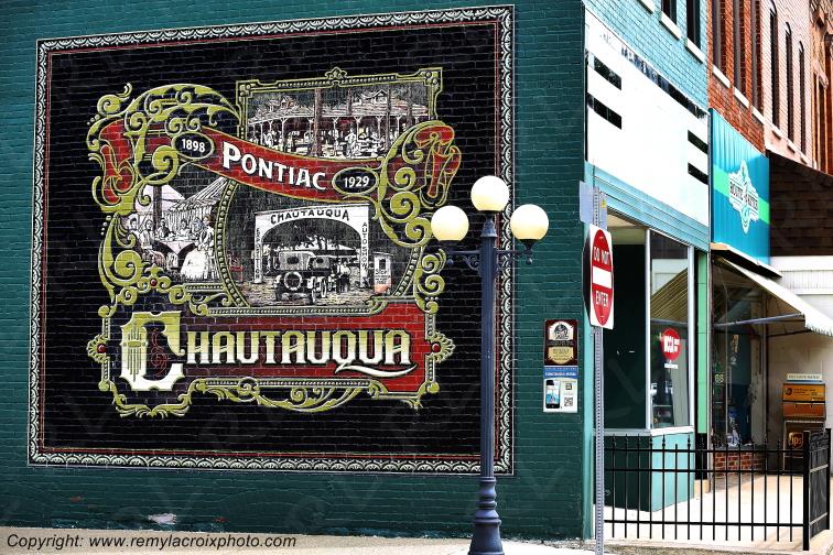 Pontiac Route 66 Illinois USA www.remylacroixphoto.com