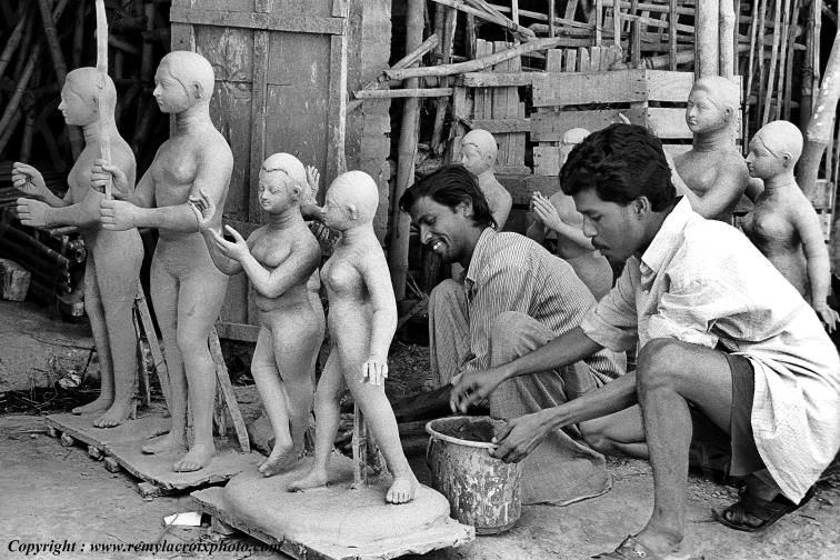 Calcutta Streets Kumartuli Sculptor District Bengale Occidental West Bengal Inde India www.remylacroixphoto.com