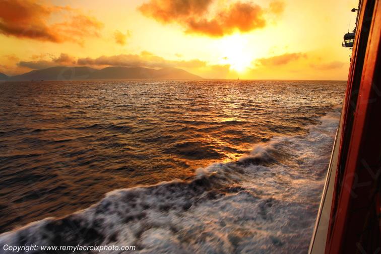 Ferry Boat Mer Adriatique Gr�ce Greece www.remylacroixphoto.com