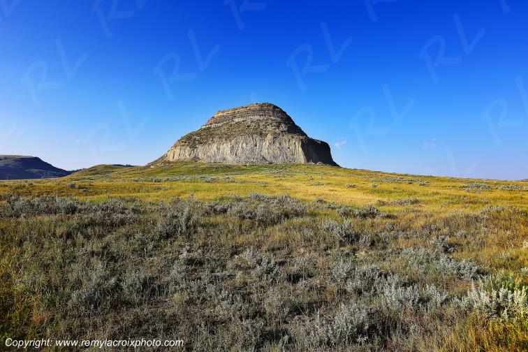 Castle Butte Great Plains Saskatchewan Canada www.remylacroixphoto.com