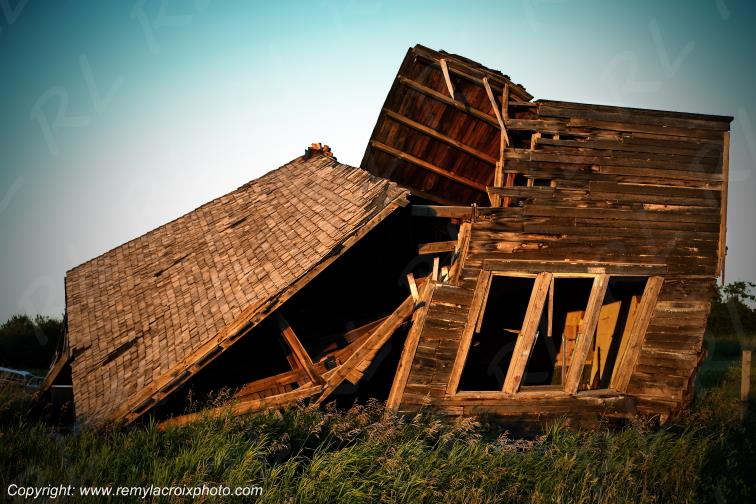 Temple Ghost-Town North-Dakota USA www.remylacroixphoto.com