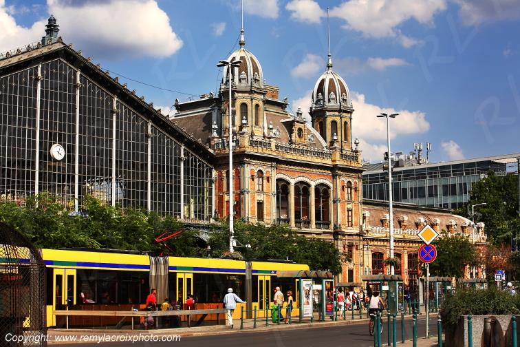 Budapest Nyugati Ter Hongrie Hungary Europe Europ www.remylacroixphoto.com